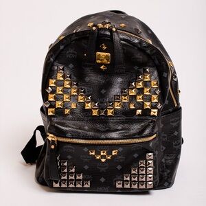 MCM Black Leather Visetos Studded Medium Stark Backpack - EUC!